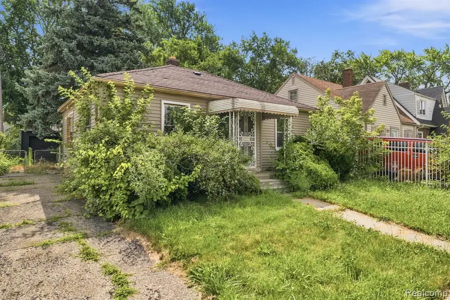 8220 Robson, Detroit, MI 48228 - #3