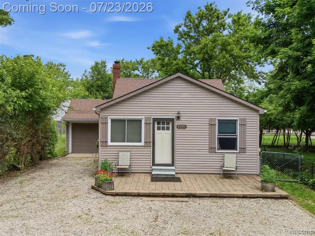 8241 Janis, Utica, MI 48317 - #1