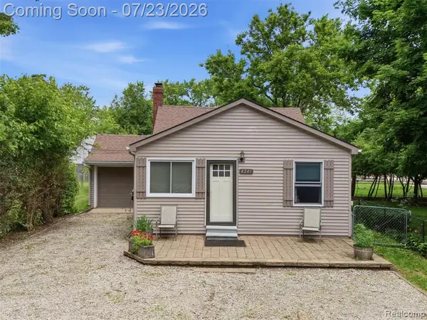 8241 Janis, Utica, MI 48317