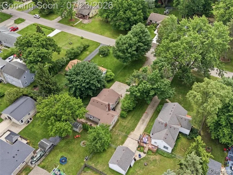 8241 Janis, Utica, MI 48317 - #3