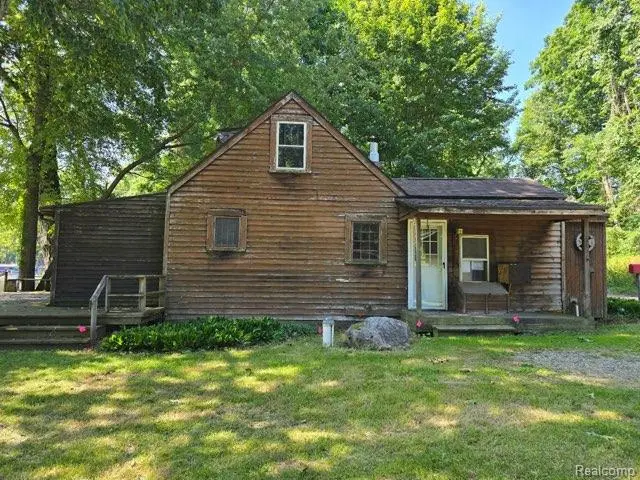 5751 Island, Goodrich, MI 48438 - #1