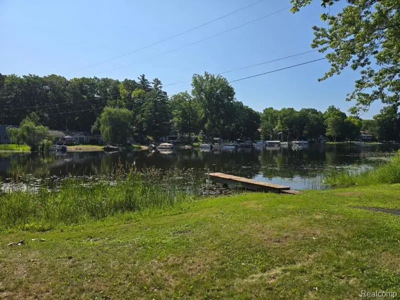 5751 Island, Goodrich, MI 48438 - #2