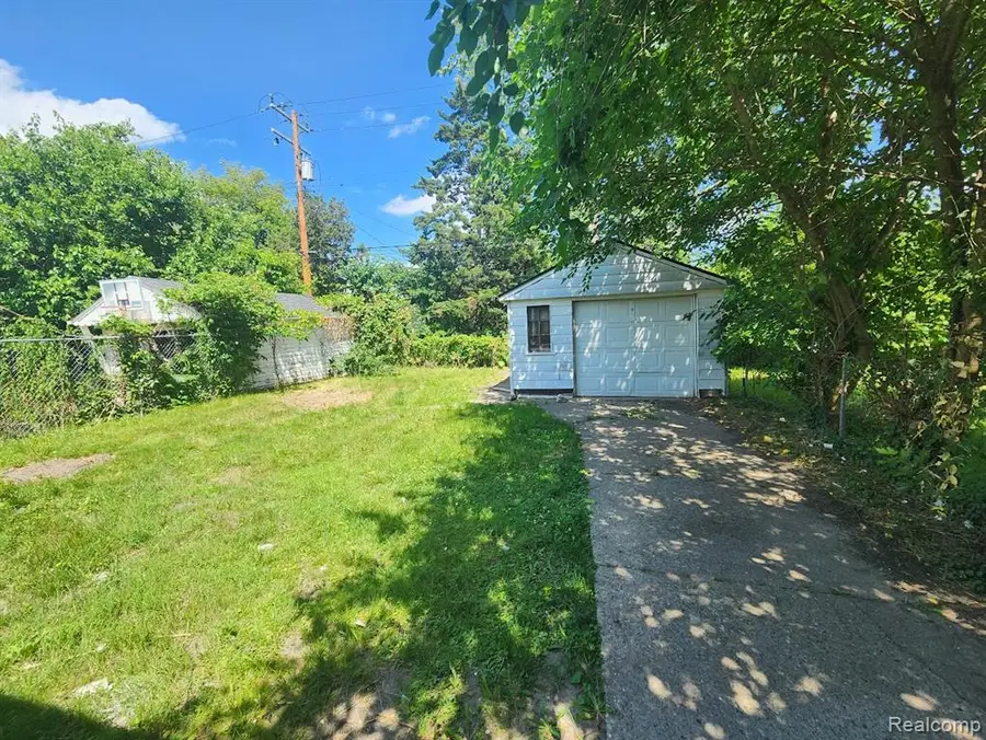 19552 Hamburg, Detroit, MI 48205 - #3
