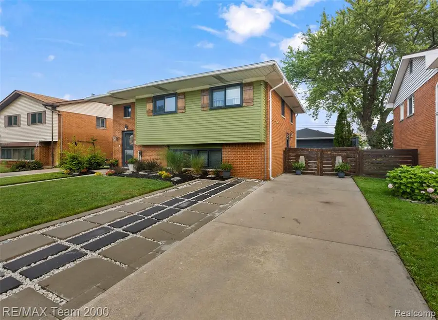 14108 Stoeflet, Rockwood, MI 48173 - #2