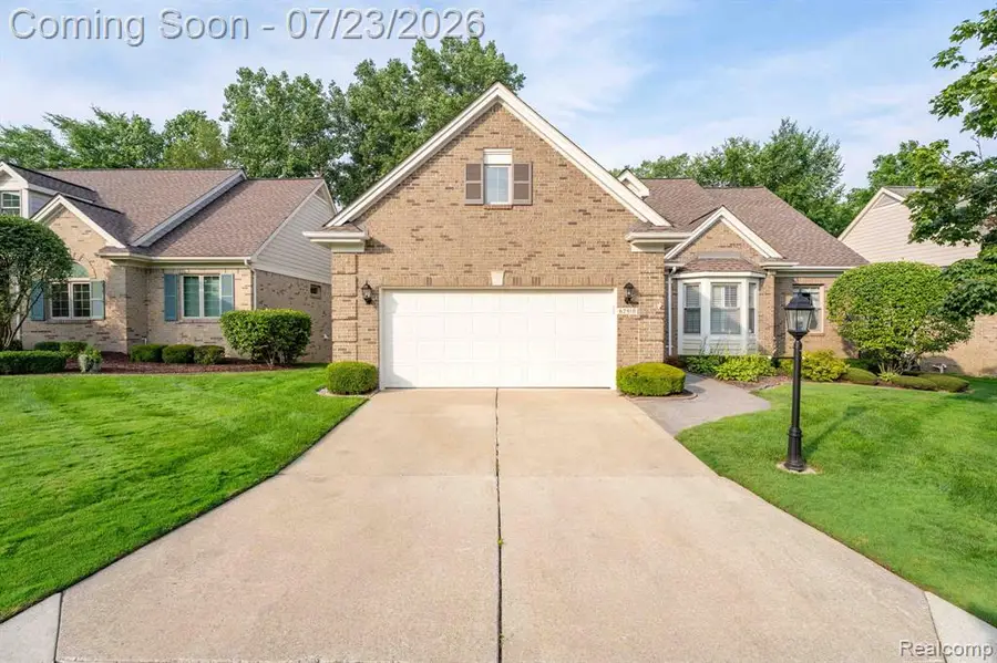62910 Walker, Washington, MI 48094 - #2