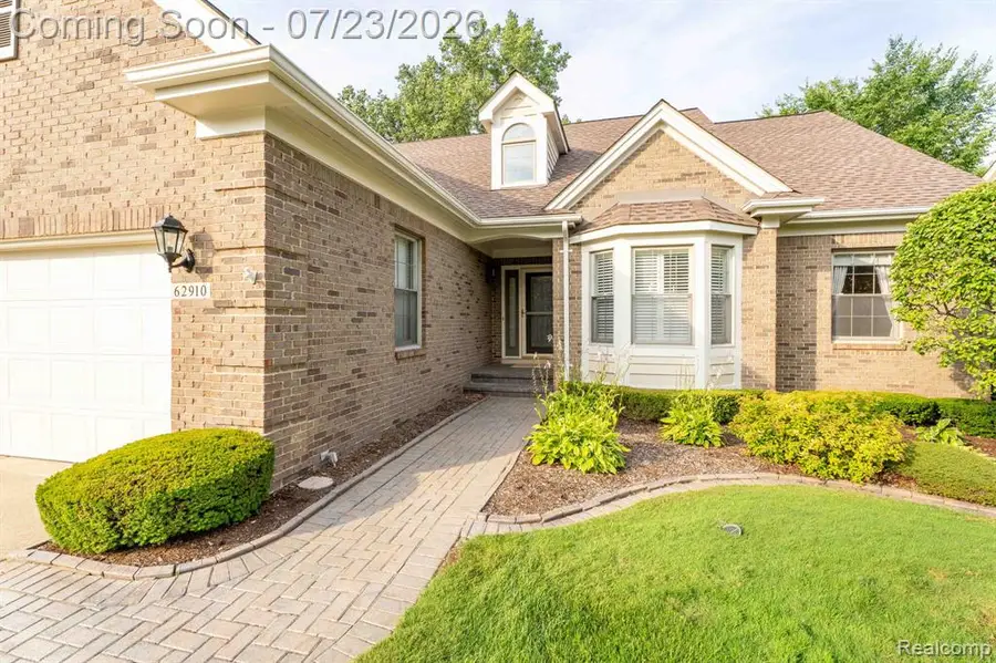 62910 Walker, Washington, MI 48094 - #3