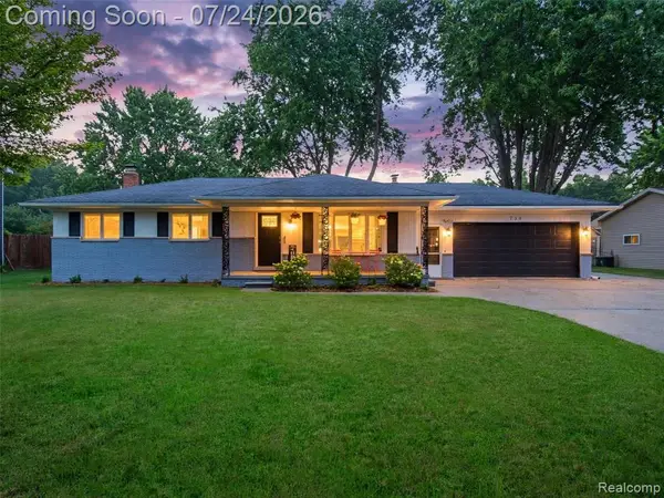 738 6th, Marysville, MI 48040