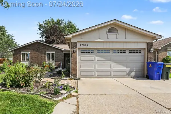 47324 Blossom, Macomb, MI 48044