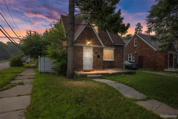 12603 Riad, Detroit, MI 48224