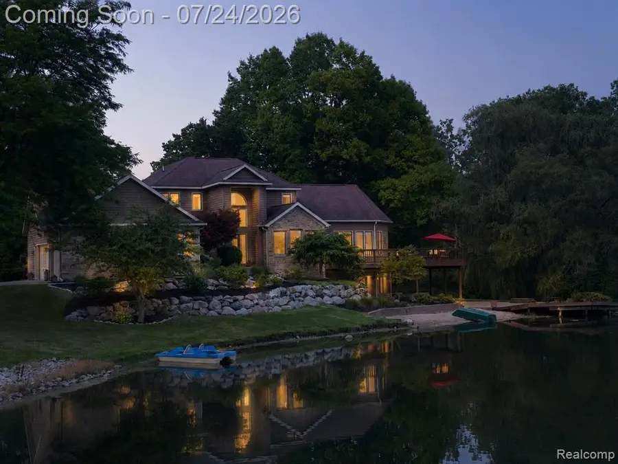 2547 S Shore, Flushing, MI 48433 - #2
