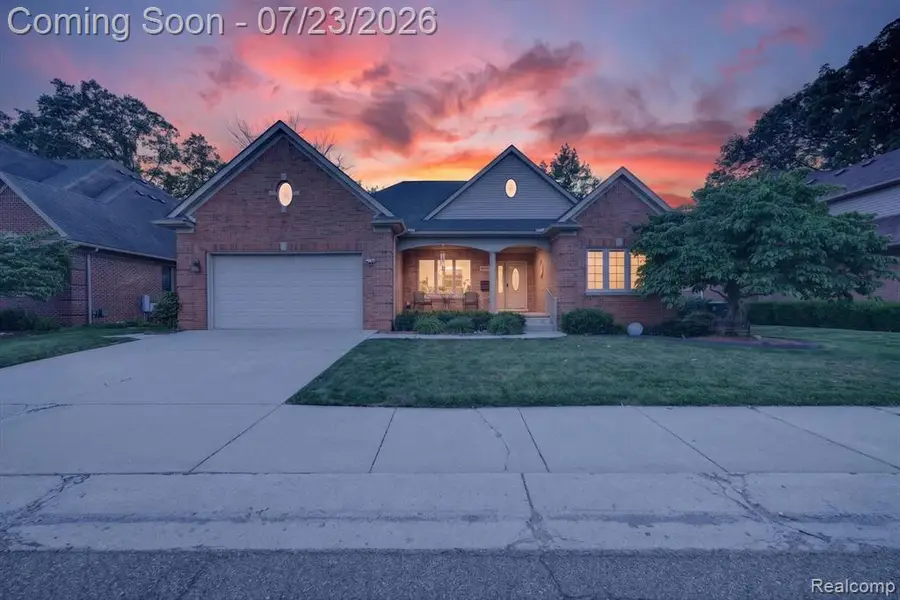 4584 Dolores, Trenton, MI 48183 - #2