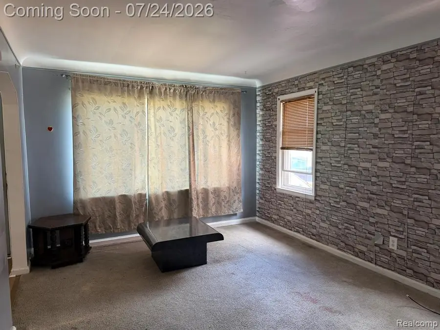 7296 Memorial, Detroit, MI 48228 - #3