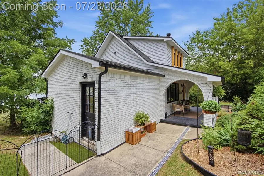 6606 Leytonstone, West Bloomfield, MI 48322 - #3