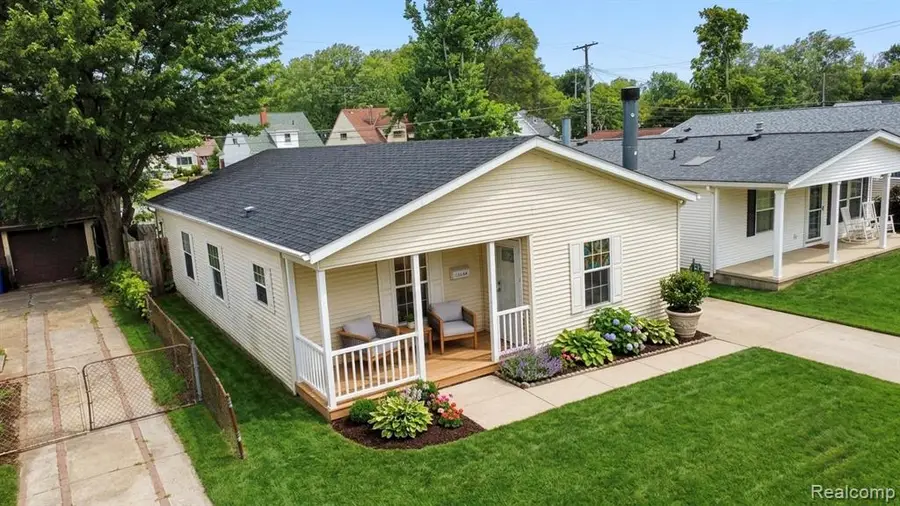 25660 Currier, Dearborn Heights, MI 48125 - #2