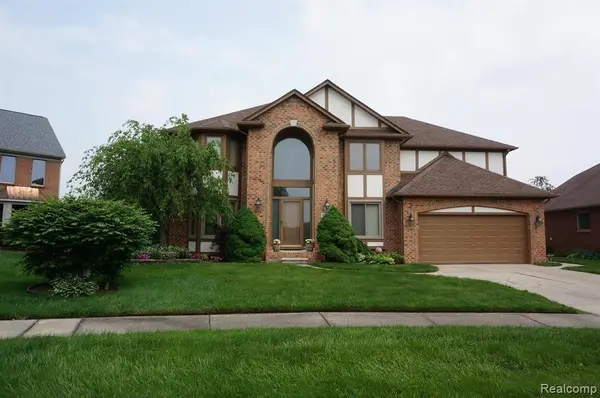 49954 Willowood, Macomb, MI 