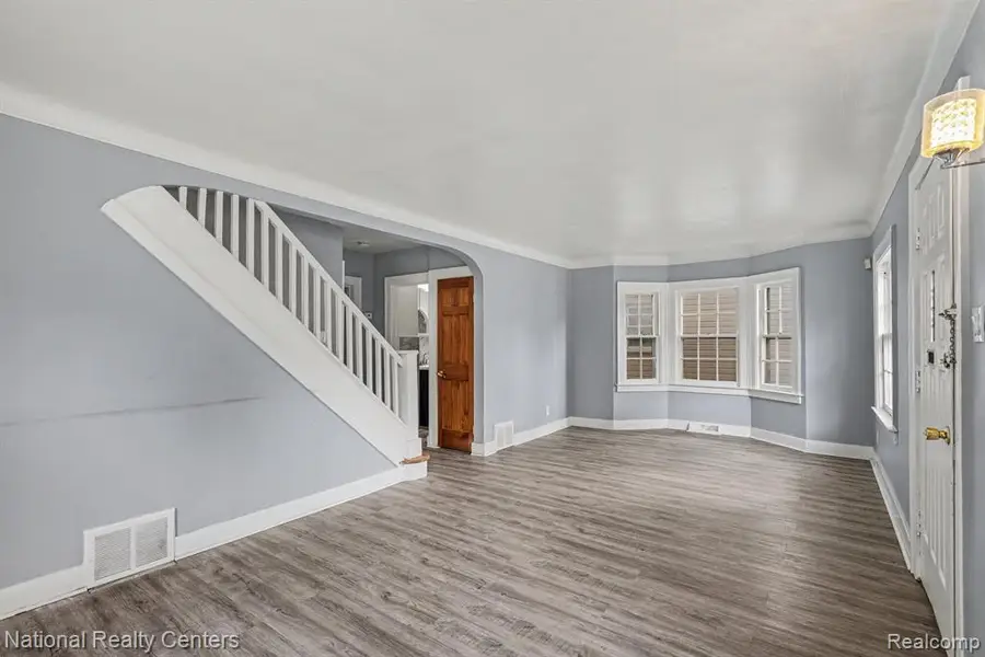 1981 Roslyn, Grosse Pointe Woods, MI 48236 - #3