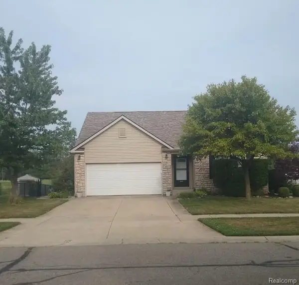 1892 Elkton, Monroe, MI 48162