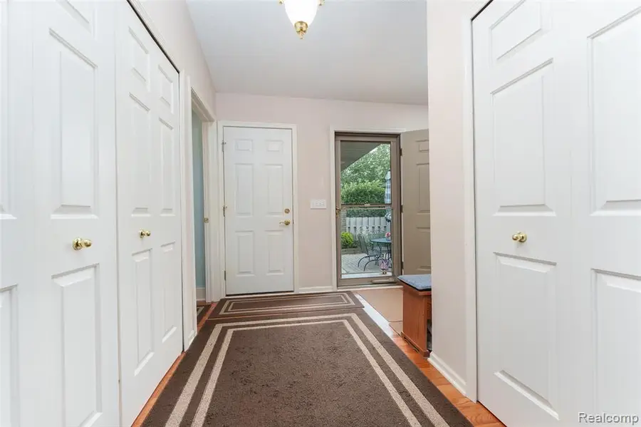 164 Addison, Fowlerville, MI 48836 - #2