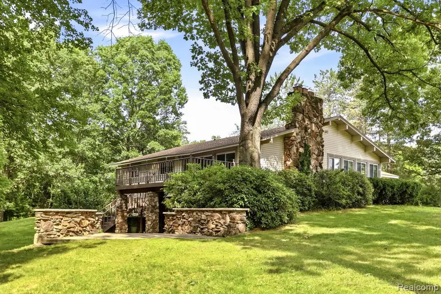 1215 Oakwood, Ortonville, MI 48462 - #3