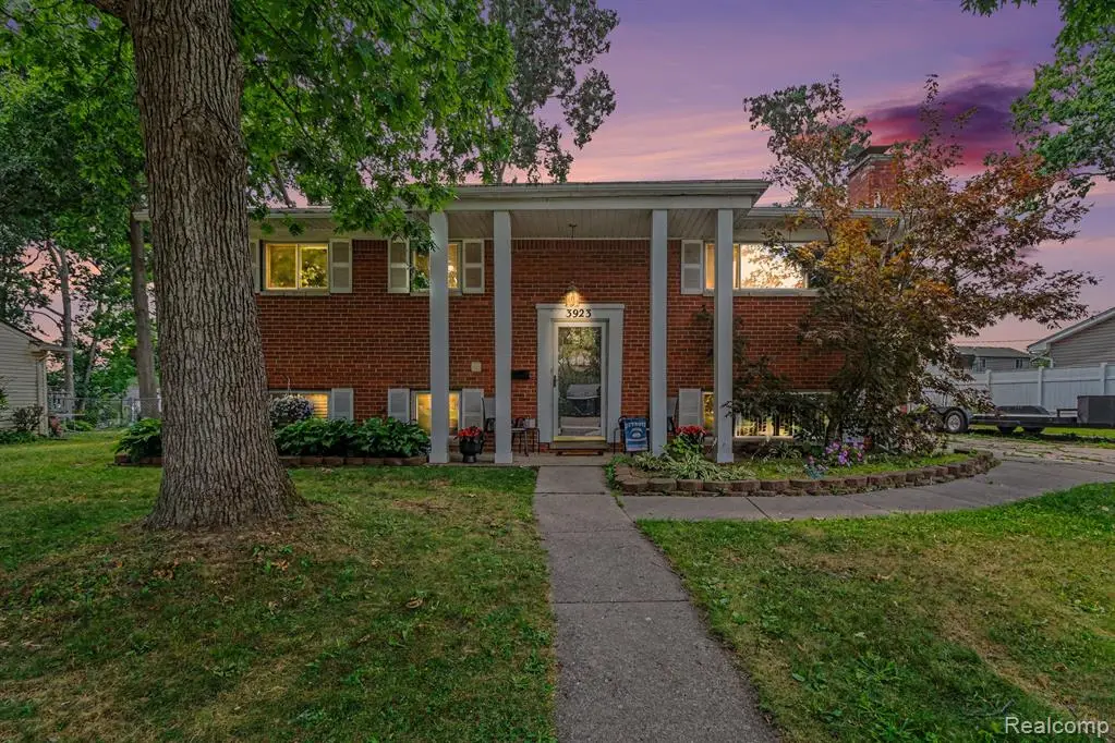 3923 Percy King, Waterford, MI 48329 - #1