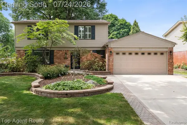 5963 Cliffside, Troy, MI 48085