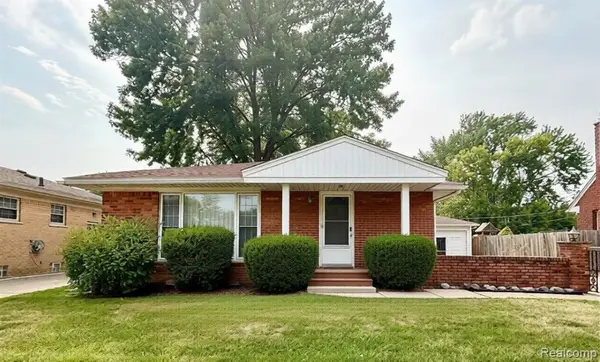 24255 Flower, Eastpointe, MI 48021