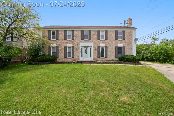 5510 Greenbriar, West Bloomfield, MI 48322
