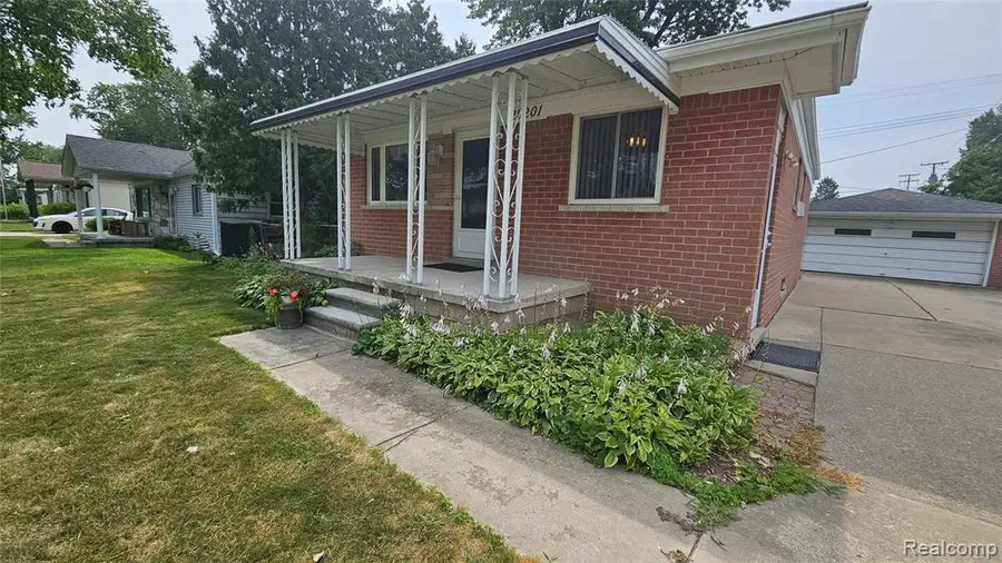 29201 Roycroft, Livonia, MI 48154 - #2