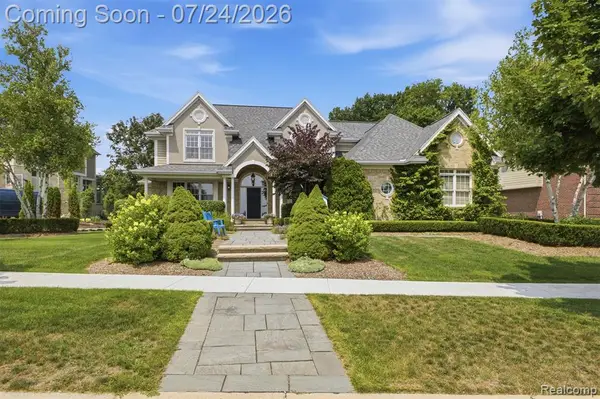 18199 Parkshore, Northville, MI 48168