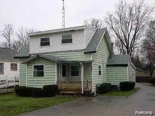2151 Connell, Burton, MI 48529