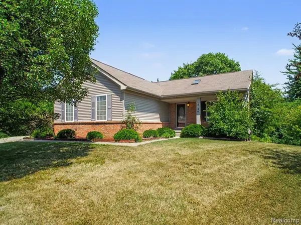 5186 Northwood, Grand Blanc, MI 48439