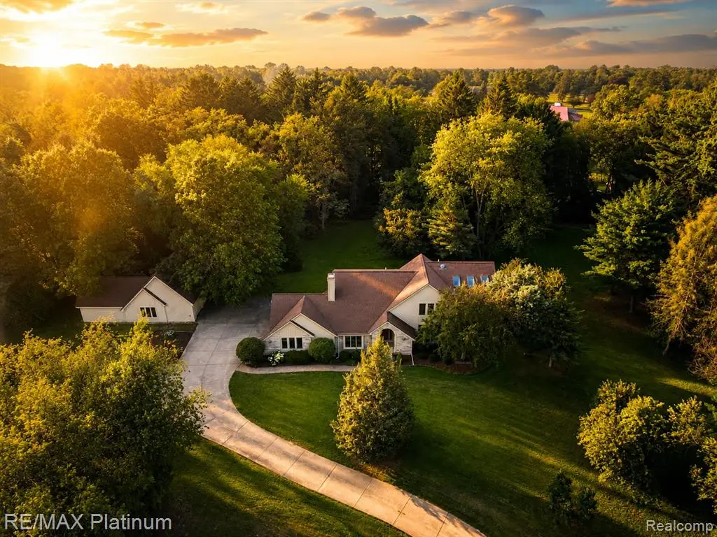12273 Pinebrook, Green Oak, MI 48178 - #1