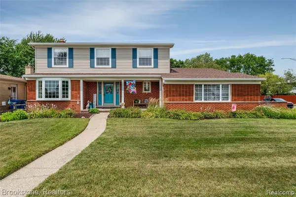 11049 Irene, Warren, MI 48093