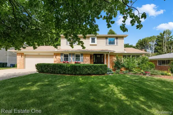 148 Clair Hill, Rochester Hills, MI 48309