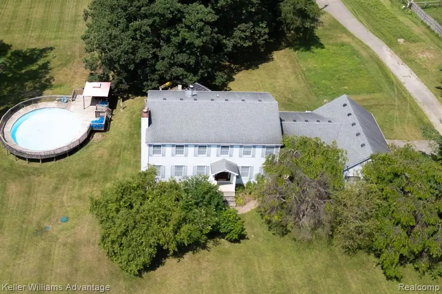 2360 White Birch, Howell, MI 48843 - #2
