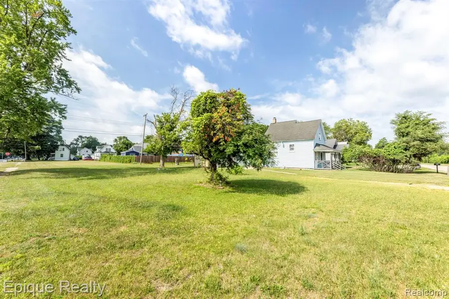 2808 Goulden, Port Huron, MI 48060 - #3