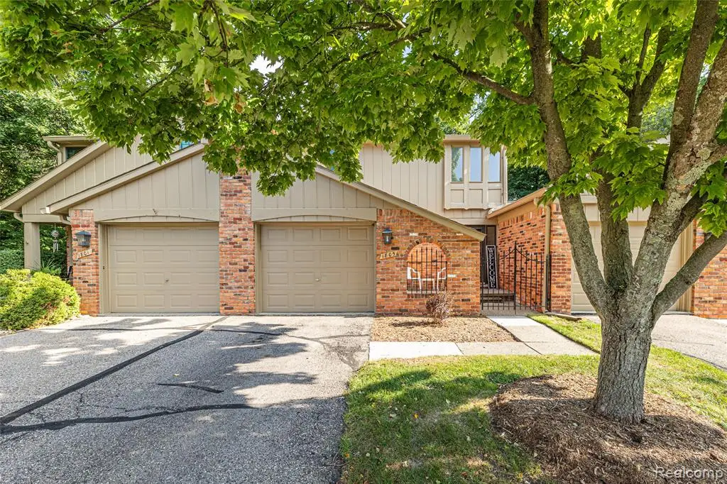 1805 Van Hill, Rochester Hills, MI 48309 - #1