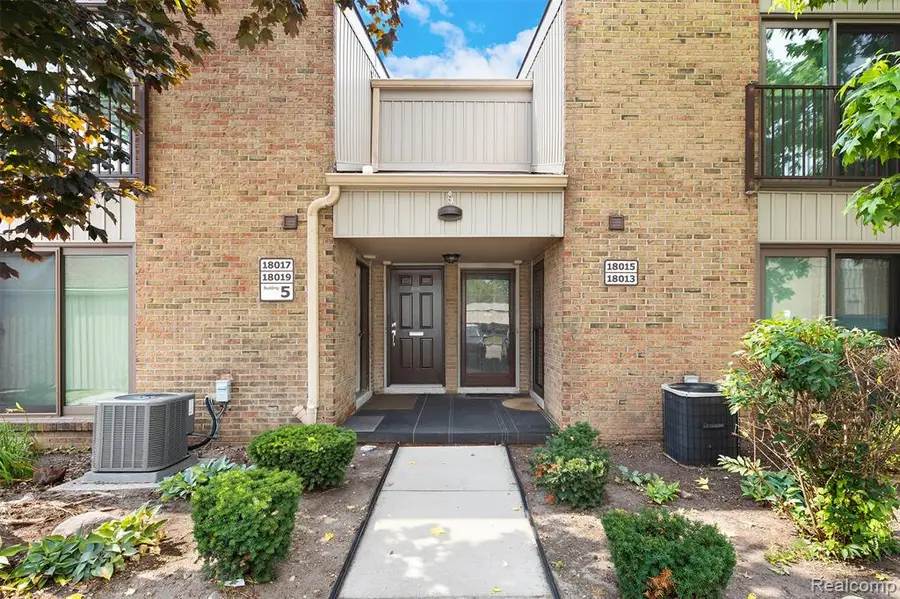 18017 University Park, Livonia, MI 48152 - #2