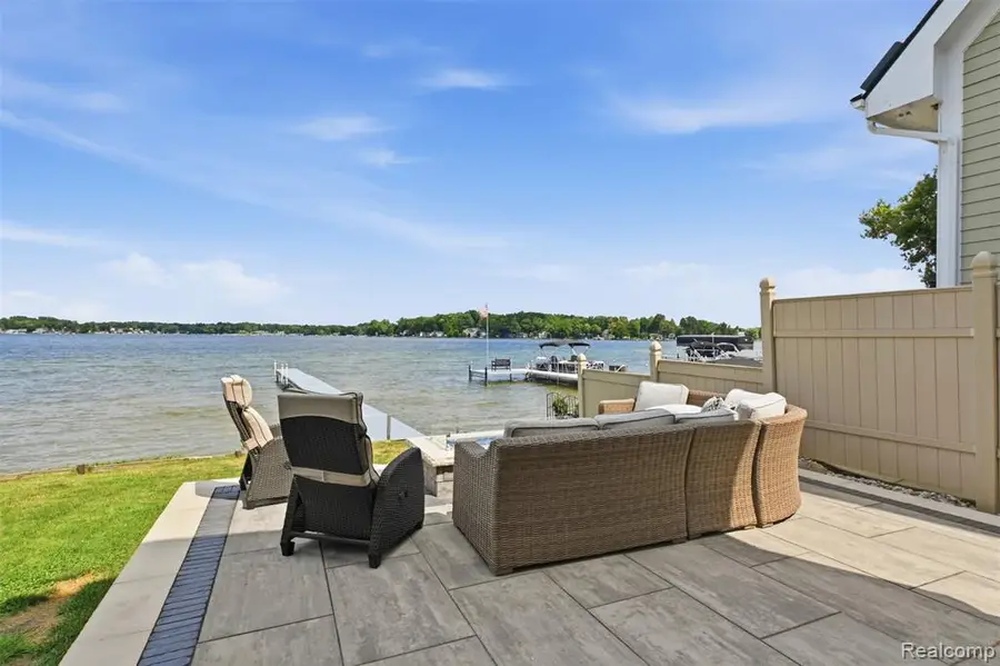 5245 Wildwood, Howell, MI 48843 - #3