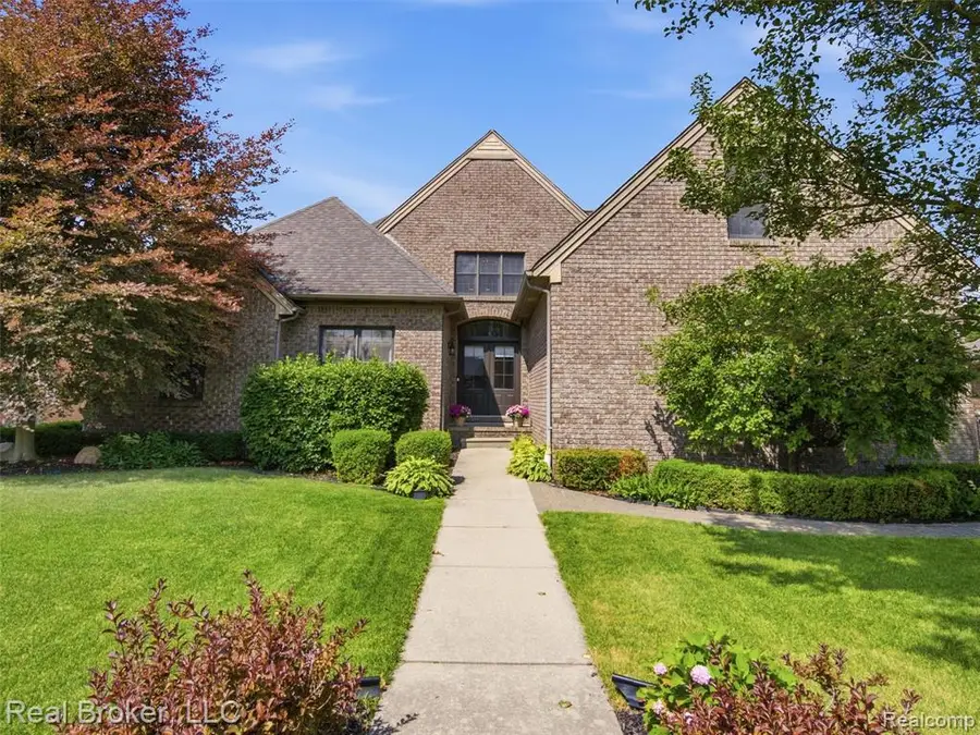 53397 Zachary, New Baltimore, MI 48047 - #2