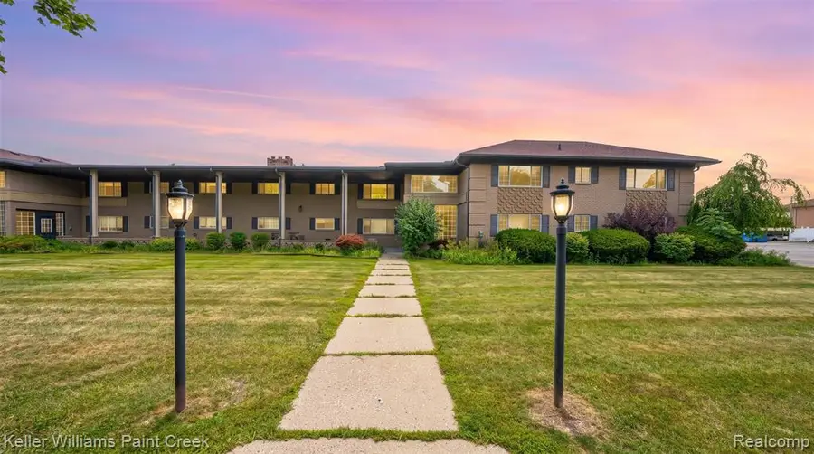 2311 Walton #44, Rochester Hills, MI 48309 - #3