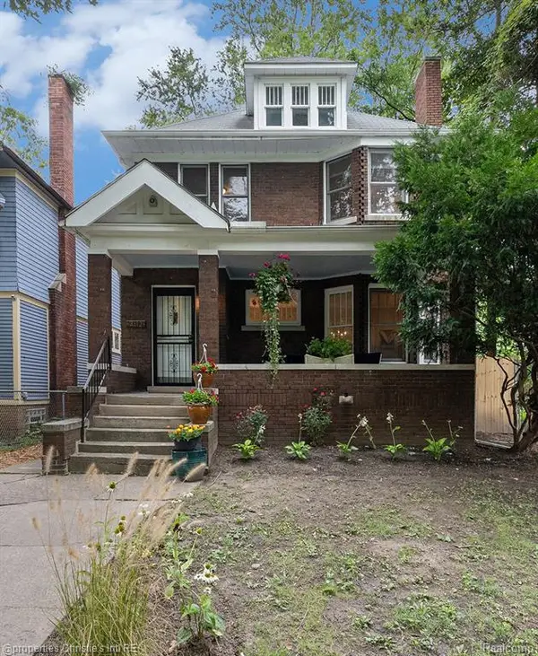 3412 Field, Detroit, MI 48214