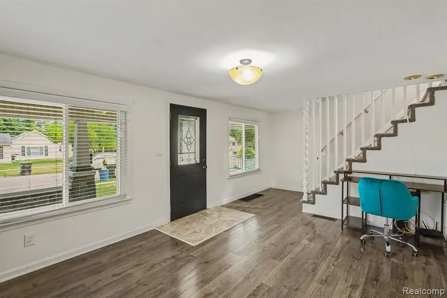 1006 Granger, Fenton, MI 48430 - #2