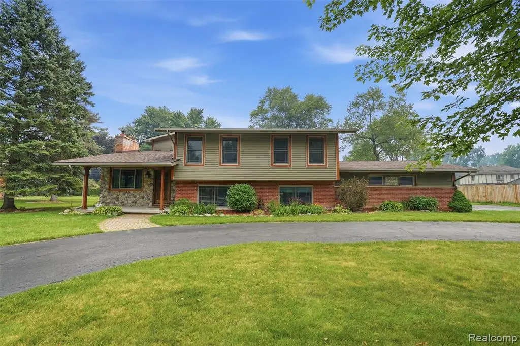 3454 Paddington, Troy, MI 48084 - #1