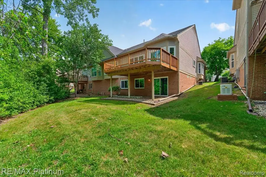 1698 Treyborne, Commerce Township, MI 48390 - #2