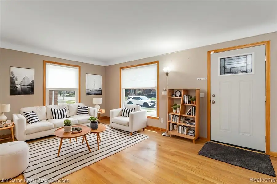 21713 Sunnyside, Saint Clair Shores, MI 48080 - #3