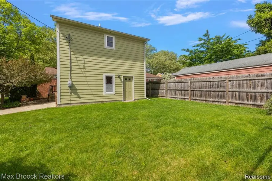 1493 E Melton, Birmingham, MI 48009 - #2