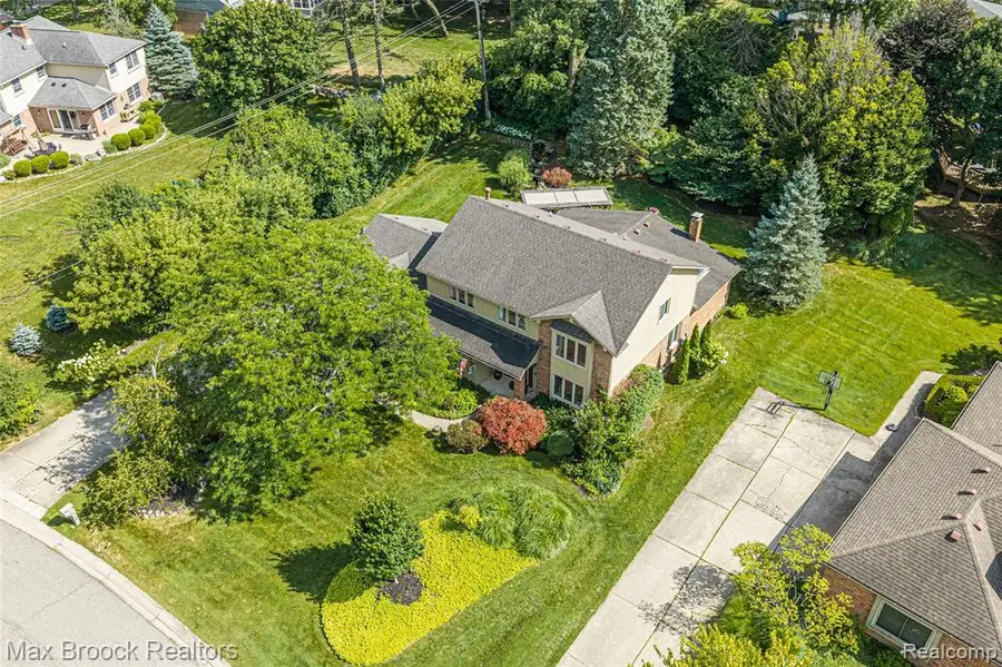 2801 Baltane, West Bloomfield, MI 48323 - #2