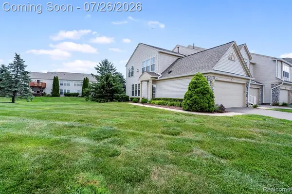 26657 Kirkway, Woodhaven, MI 48183