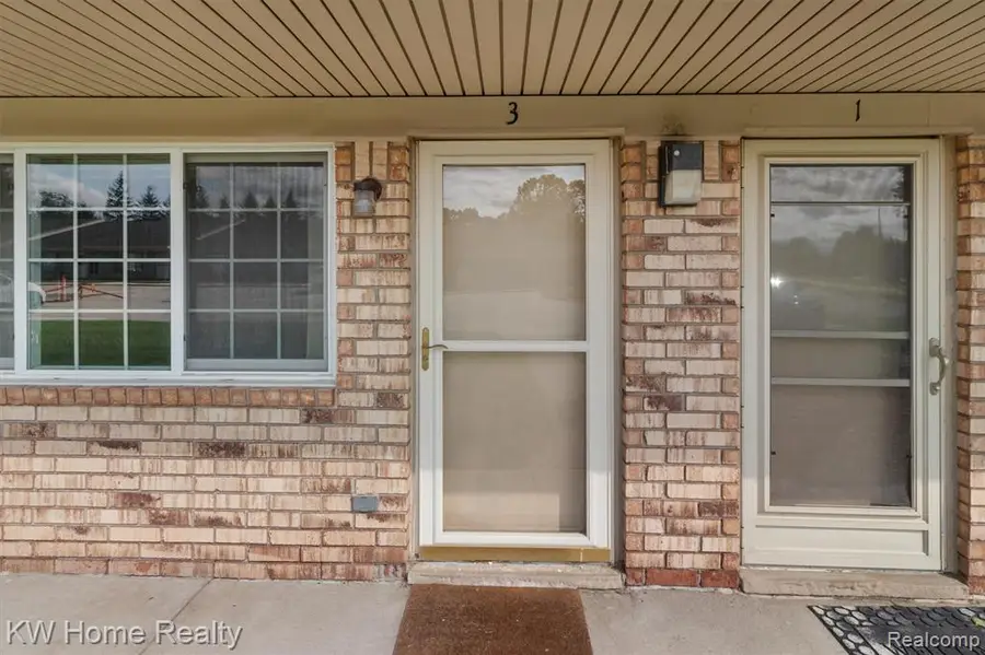16030 Holz #3, Southgate, MI 48195 - #3